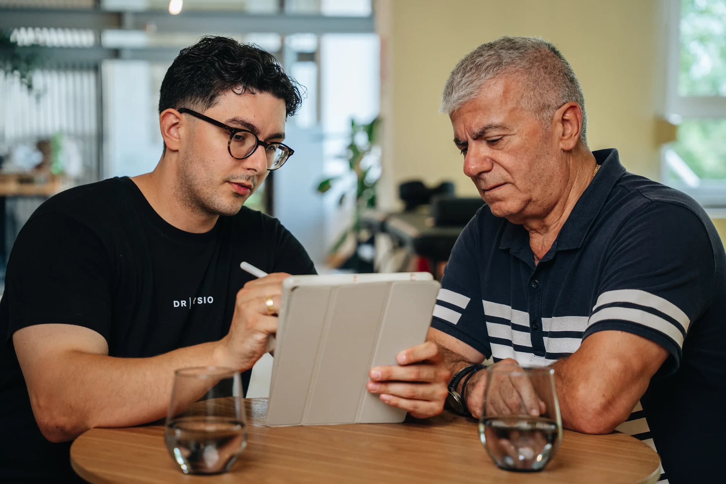 Hands-on-Behandlung der Lendenwirbelsäule im häuslichen Umfeld